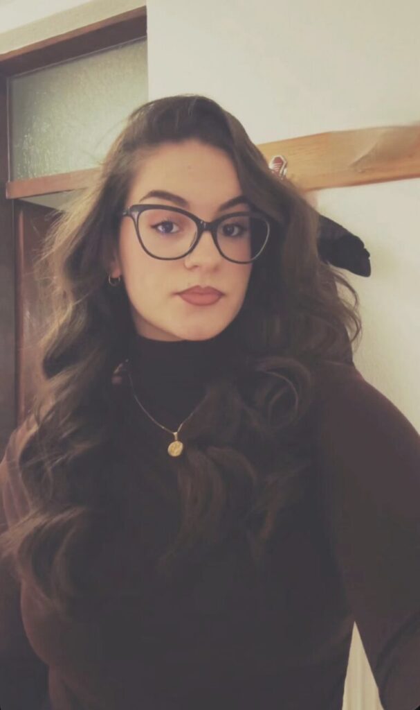 Riola Rashiti shkëlqen në skenën e teatrit me dy shfaqje të suksesshme