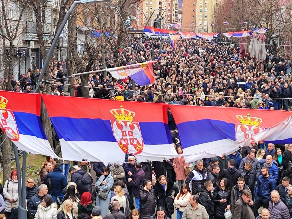 Протестни скуп у Косовској Митровици: Ништа туђе нисмо узели и не дамо оно што смо поштено зарадили