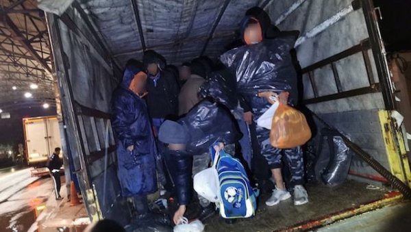 Migranti i njihov hod po tankoj žici